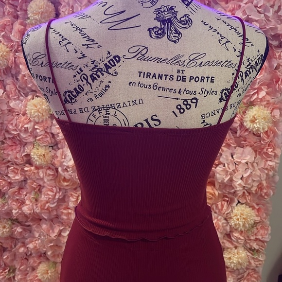 Paperoc Burgundy Halter & Skirt Set - Picture 12 of 14